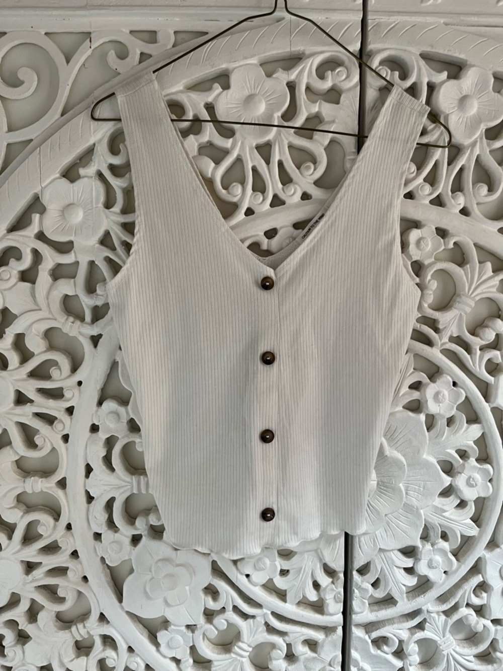 Ribbed Cream Button Front Tank XS Fitted Stretch Summer Top Neutral